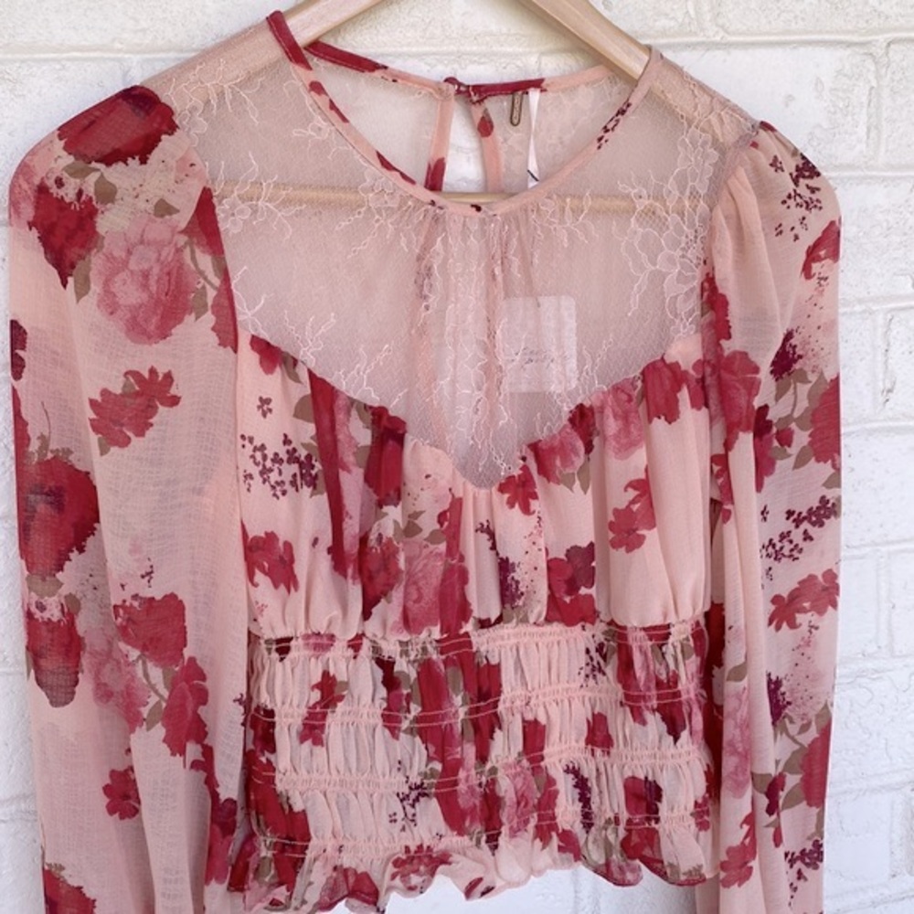 NWT Free People Daphne Blouse in Romantic Combo S - Picture 4 of 12